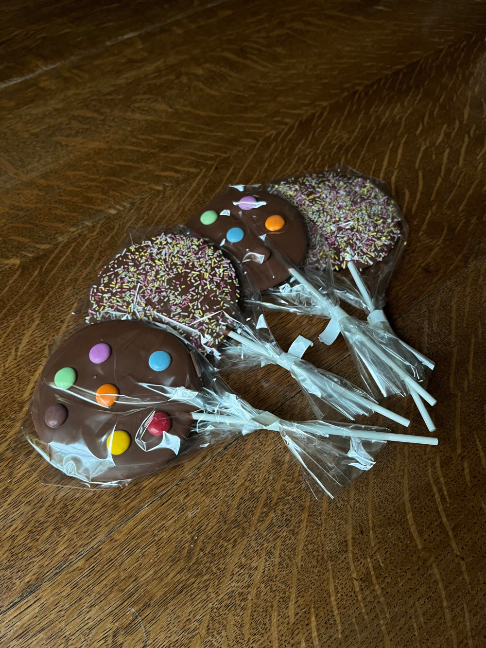 4 x Large Chocolate Lollipops