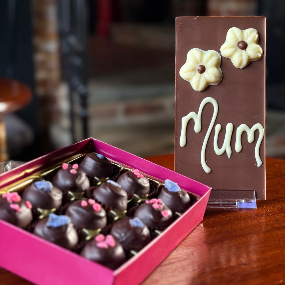 Mother's Day Bar with Rose & Violet Creams Gift Pack